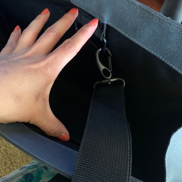 🌸BMW Laptop/Portfolio Bag - Picture 2 of 3